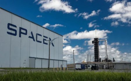 SpaceX（SPCX）股价因特朗普7月交易活动披露而下跌