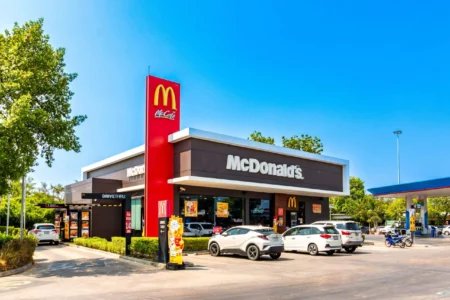 麦当劳（MCD）公布雄心勃勃的85亿美元战略，计划到2030年重塑业务