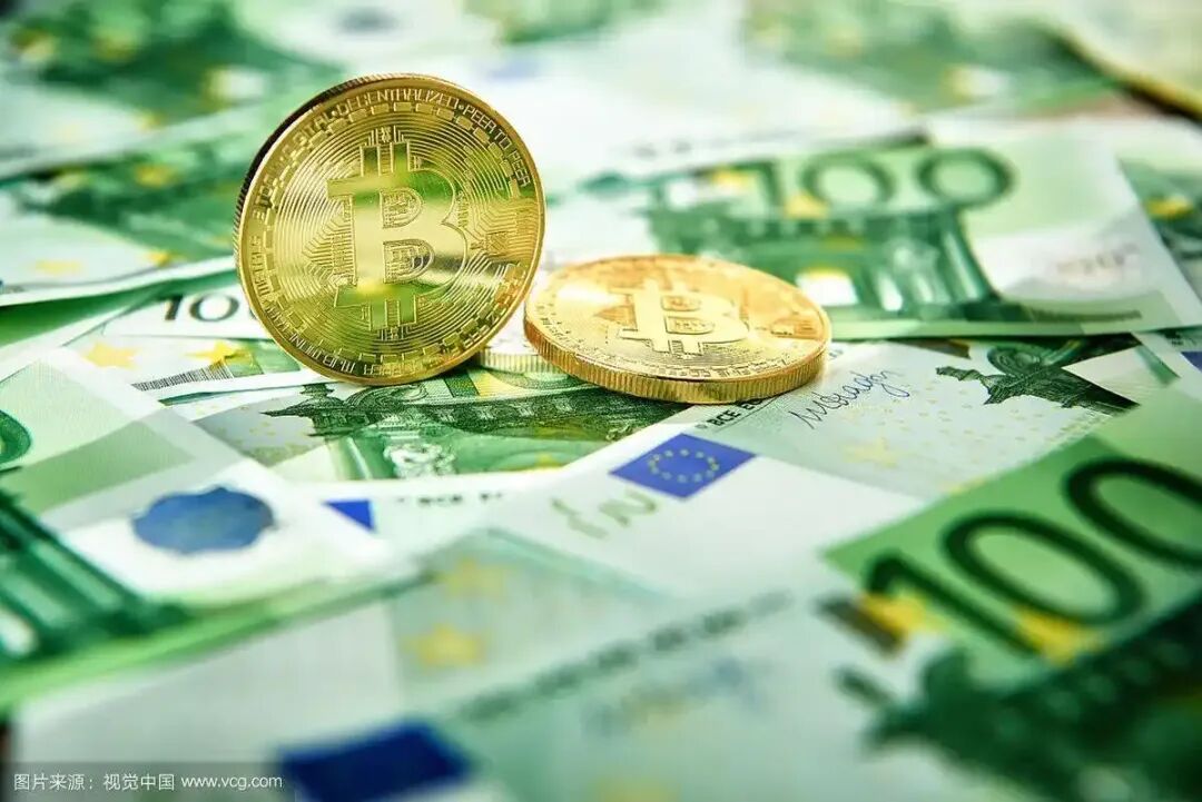 欧元货币上的两个黄金比特币