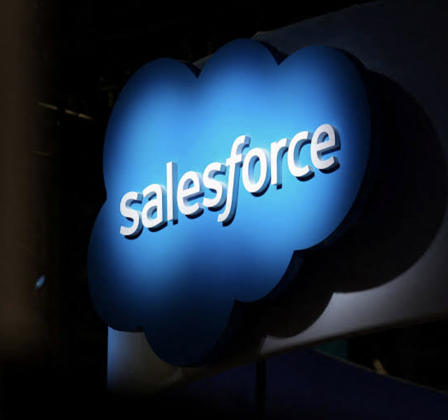 Salesforce大涨！Q3指引超预期，与Anthropic扩大合作｜财报见闻
