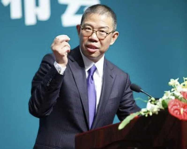钟睒睒，投了梁文锋